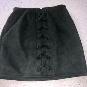High waisted velvet skirt.